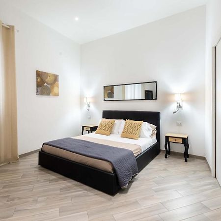 Navona 7 Suite Roma Esterno foto