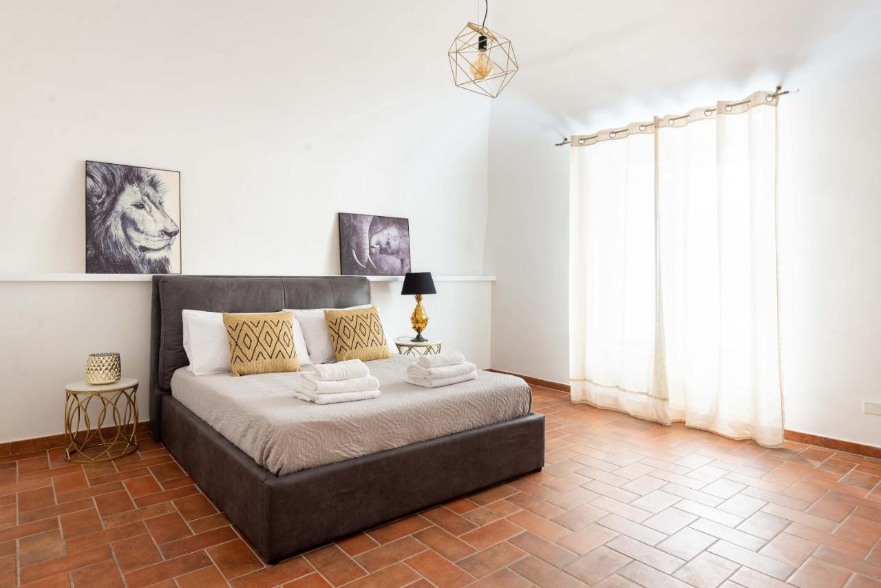 Navona 7 Suite Roma Esterno foto